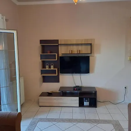 Panos House Ágios Matthaíos